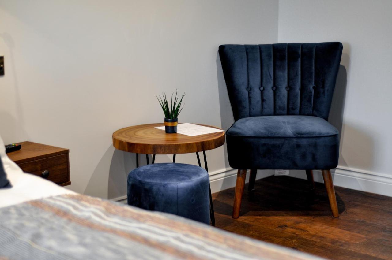 Upstairs At 33 - Self Check In Boutique Accommodation In Worcester Centre Exteriör bild